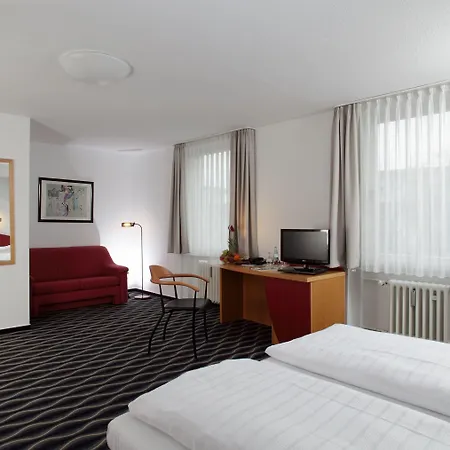 Stadthotel Hotel 3*