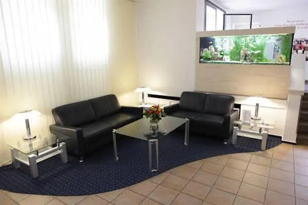 Stadthotel 3*